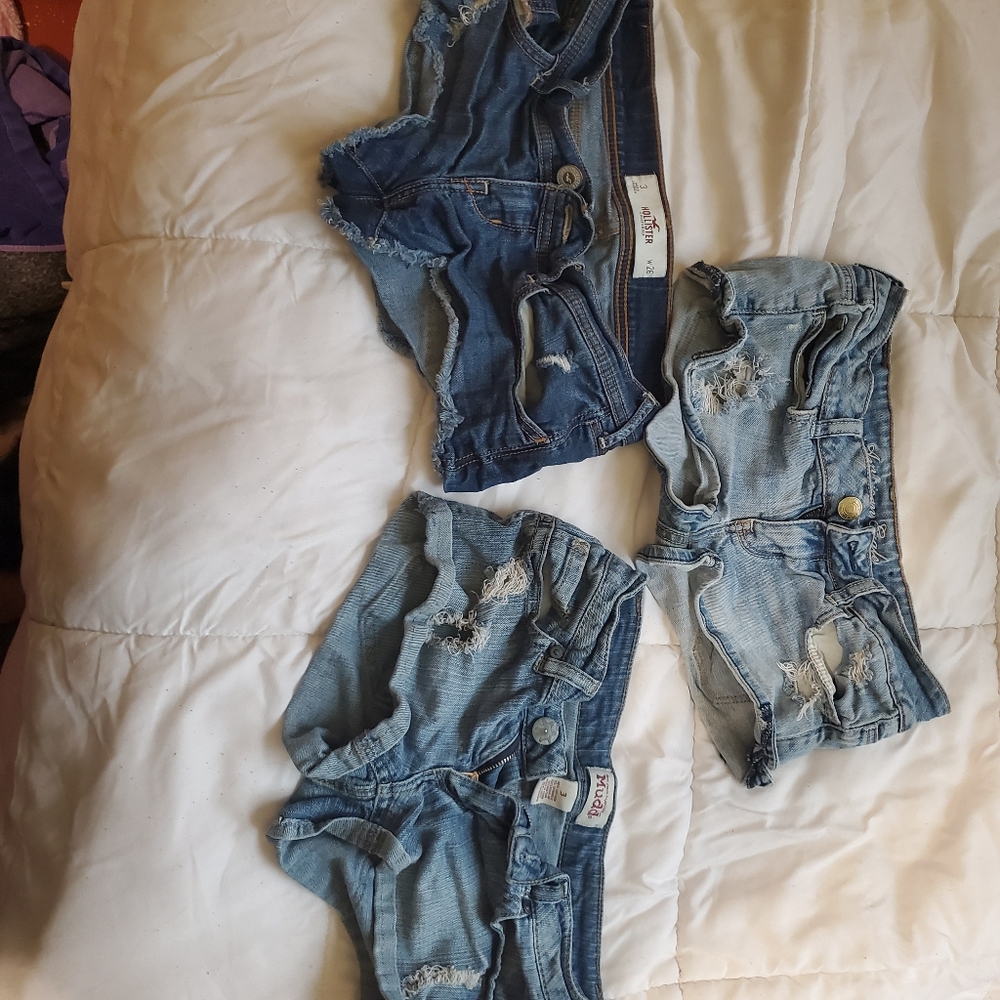 Bundle of shorts